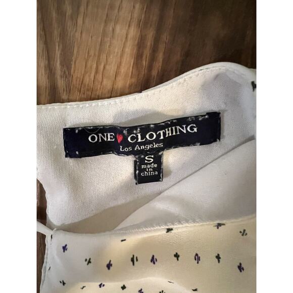 Cold Shoulder Tunic Bell Sleeves Ivory & Navy Floral Flowy Women's Small - Picture 3 of 5